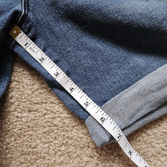 Women's High Rise Denim Shorts High Rise Long Length Size 8 DKNY Jeans - Picture 4 of 7